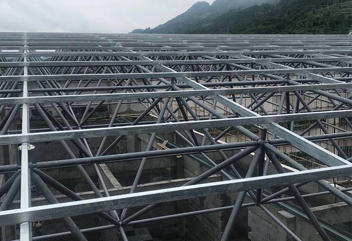 崇州仁怀冠英学校艺体楼网架